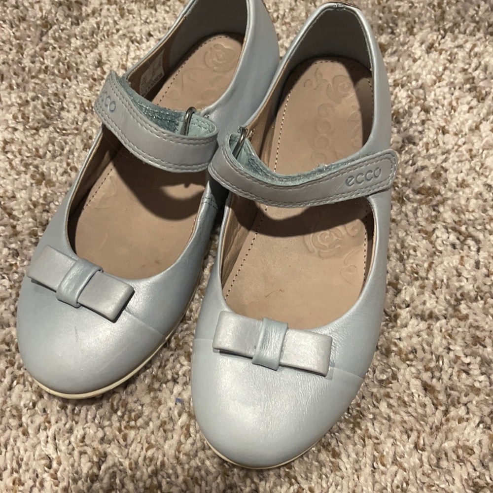 Ecco girl shoes 2
